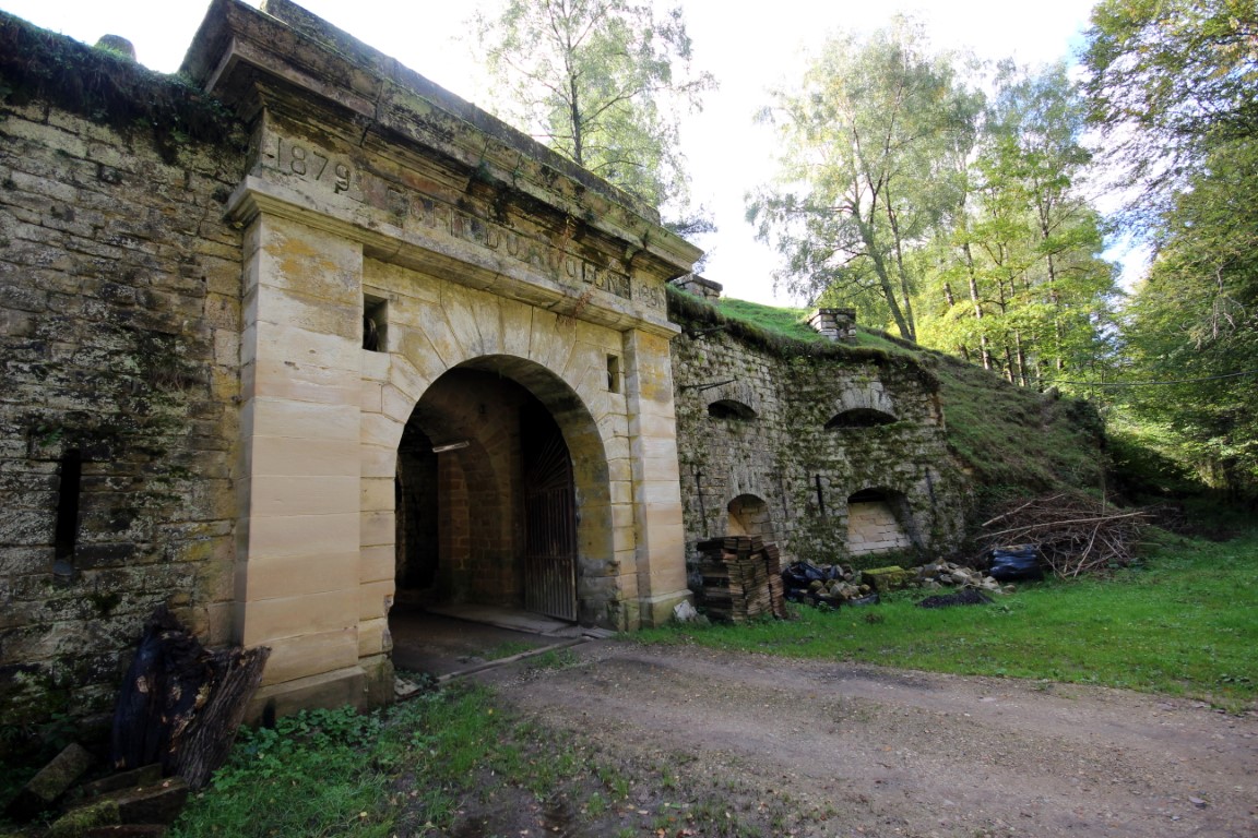 L'entrée du fort du Roulon