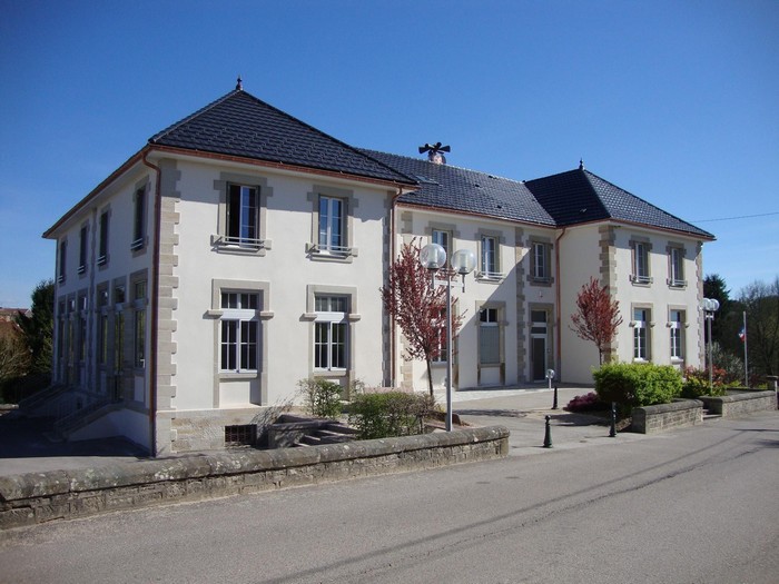 Mairie d'Uzemain