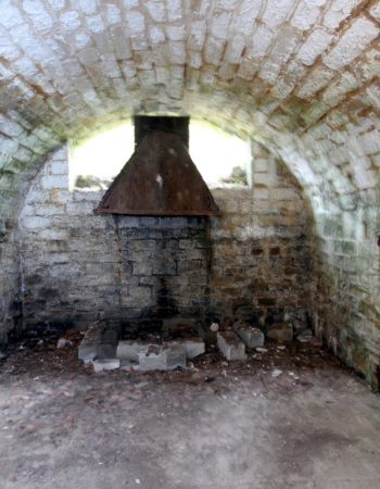 La forge au bout du casernement des officiers